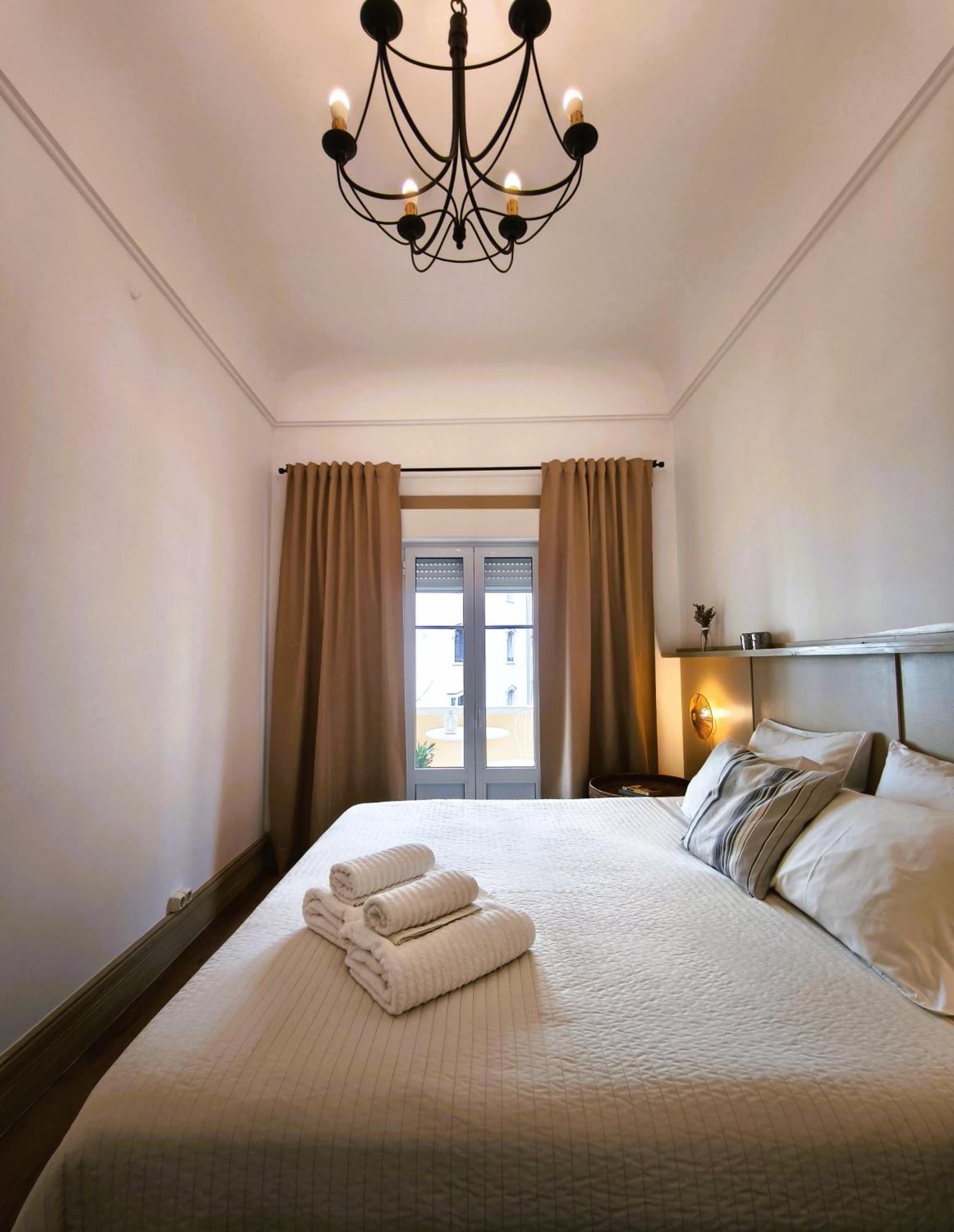 Ey Lisbon Guesthouse Екстериор снимка