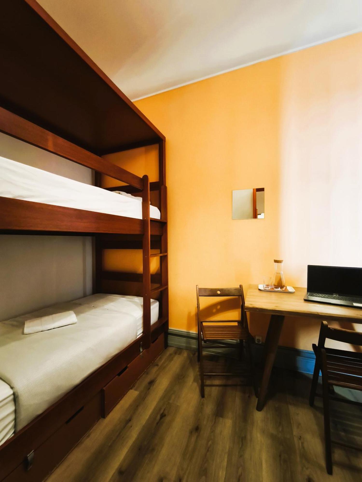 Ey Lisbon Guesthouse Екстериор снимка