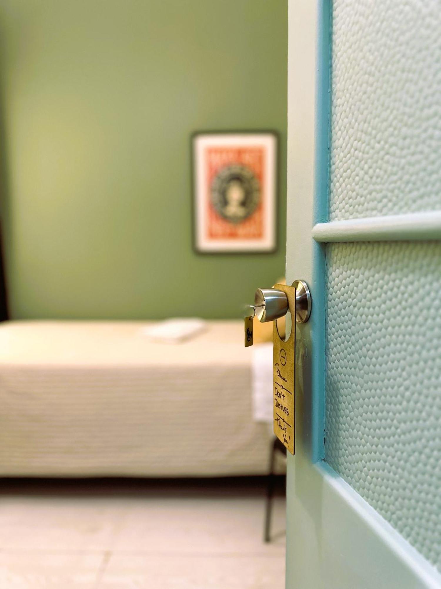Ey Lisbon Guesthouse Екстериор снимка